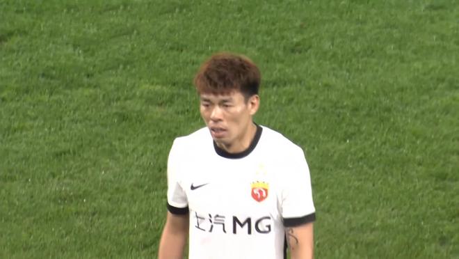 顏駿凌撲救挽回顏面，海港亞冠危機(jī)，張琳芃失誤送點(diǎn)。