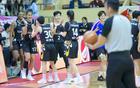 廣東女籃奪冠慶宴，鄭薇出席，三功臣受訪