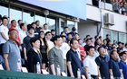南京淮安領導觀“蘇超”，鎮(zhèn)江市長探球員。
