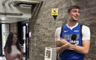 BR女記者弗拉格合影：歡迎NBA時(shí)刻